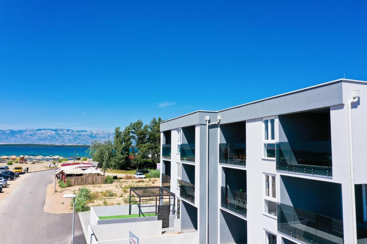 Beach Paradise 5 Stars Apartments 닌 외부 사진